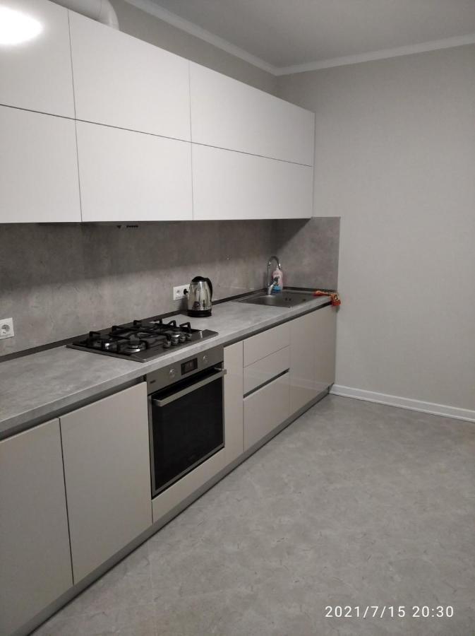 Жк Версаль Парк Apartment Irpin Luaran gambar